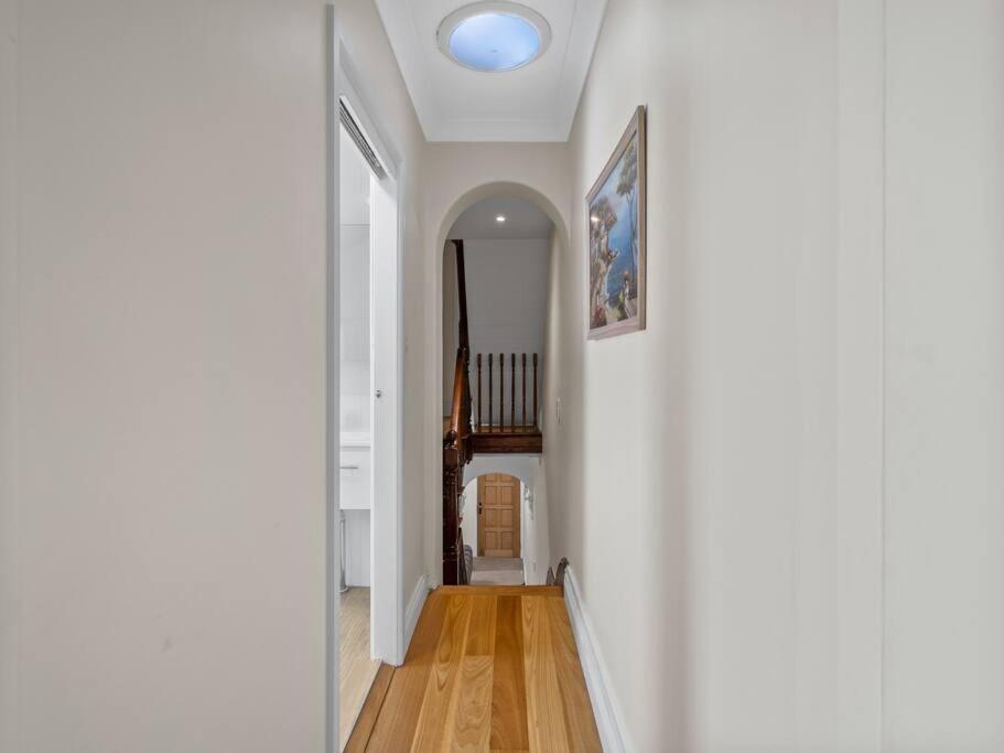 Holiday home Fancy 4 Bedroom House With Parking - Icc&darling Harbour-8 Mins Walk