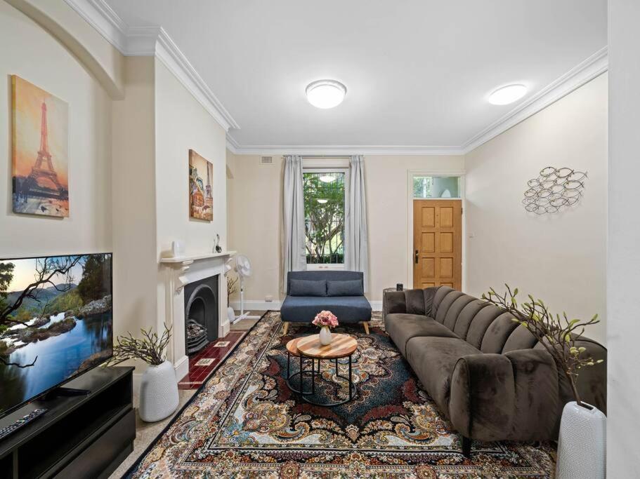 Casa vacanze Fancy 4 Bedroom House With Parking - Icc&darling Harbour-8 Mins Walk